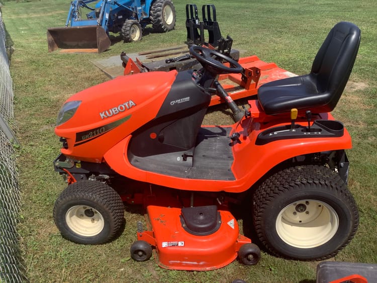 Used Kubota GR2110