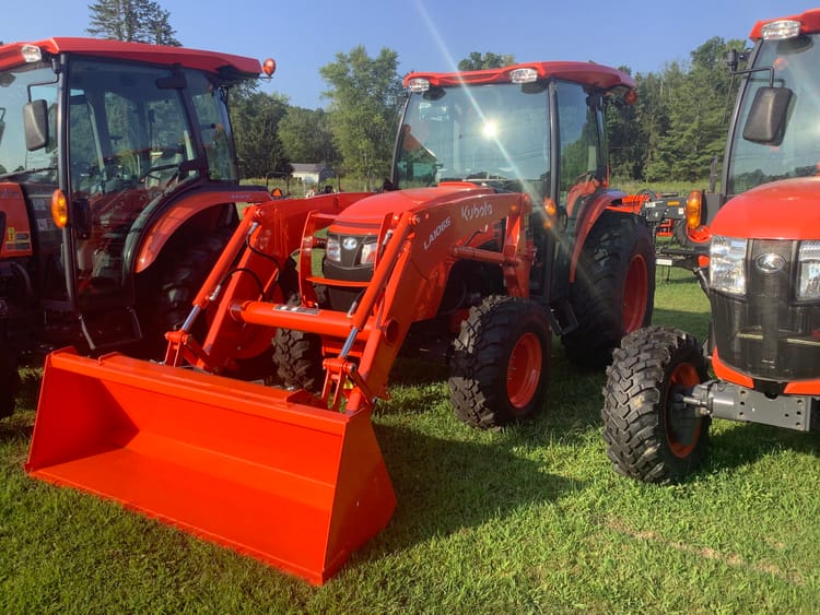 Kubota MX4900DTC w/ LA1065A Loader
