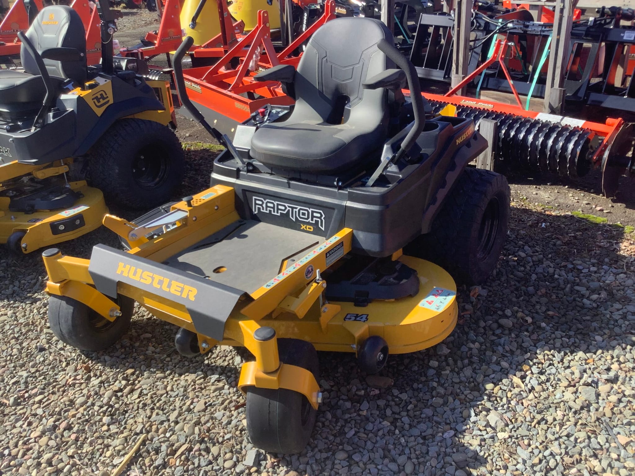 Hustler Raptor XD 54″