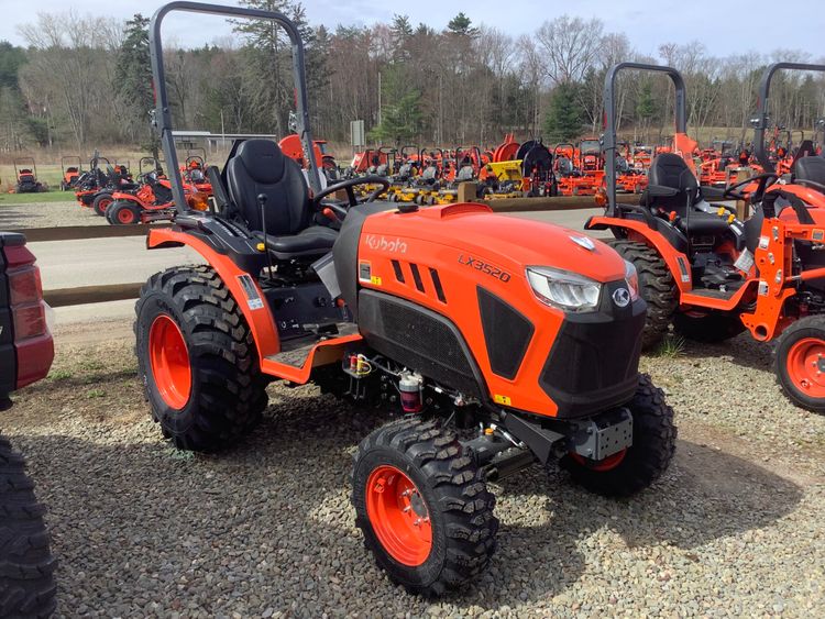 Kubota LX3520HSD